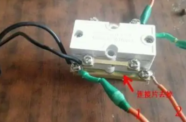 怎么給小型吊運機的開關接線